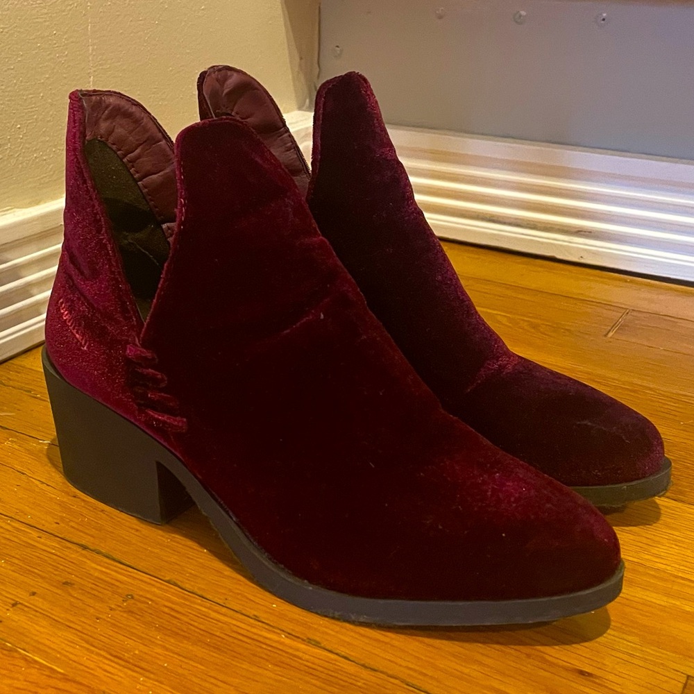 NEW Coolway burgundy velour boots with cut-outs on both sides. Never worn.